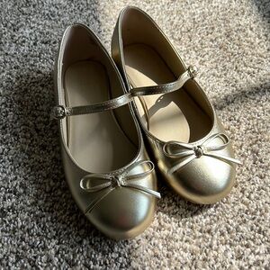 Girls Janie and Jack Gold dress shoes